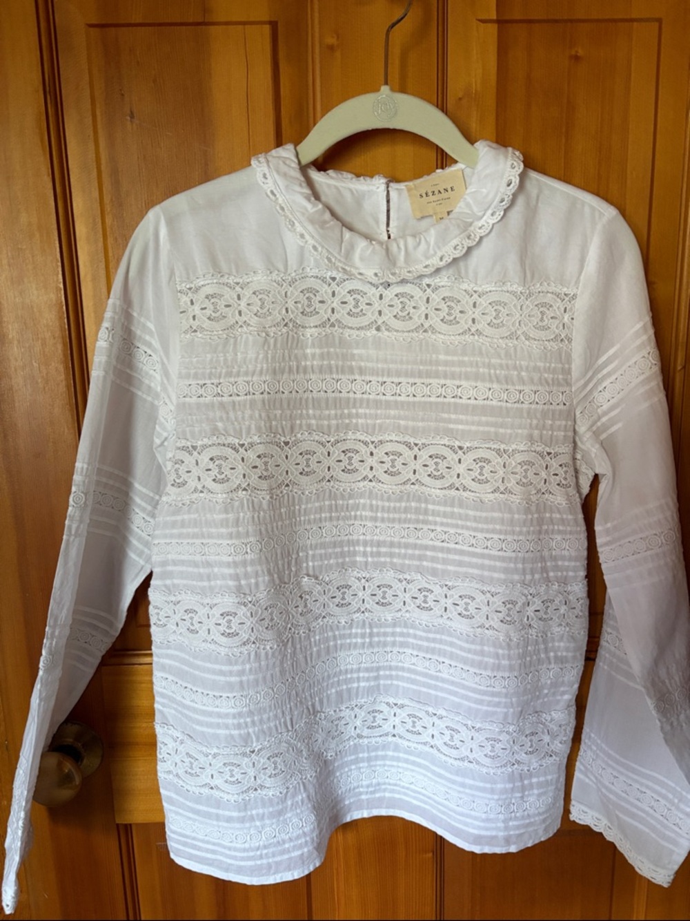 Sezane size 36 romantic lace long-sleeve blouse. Beautiful lace details. EUC.